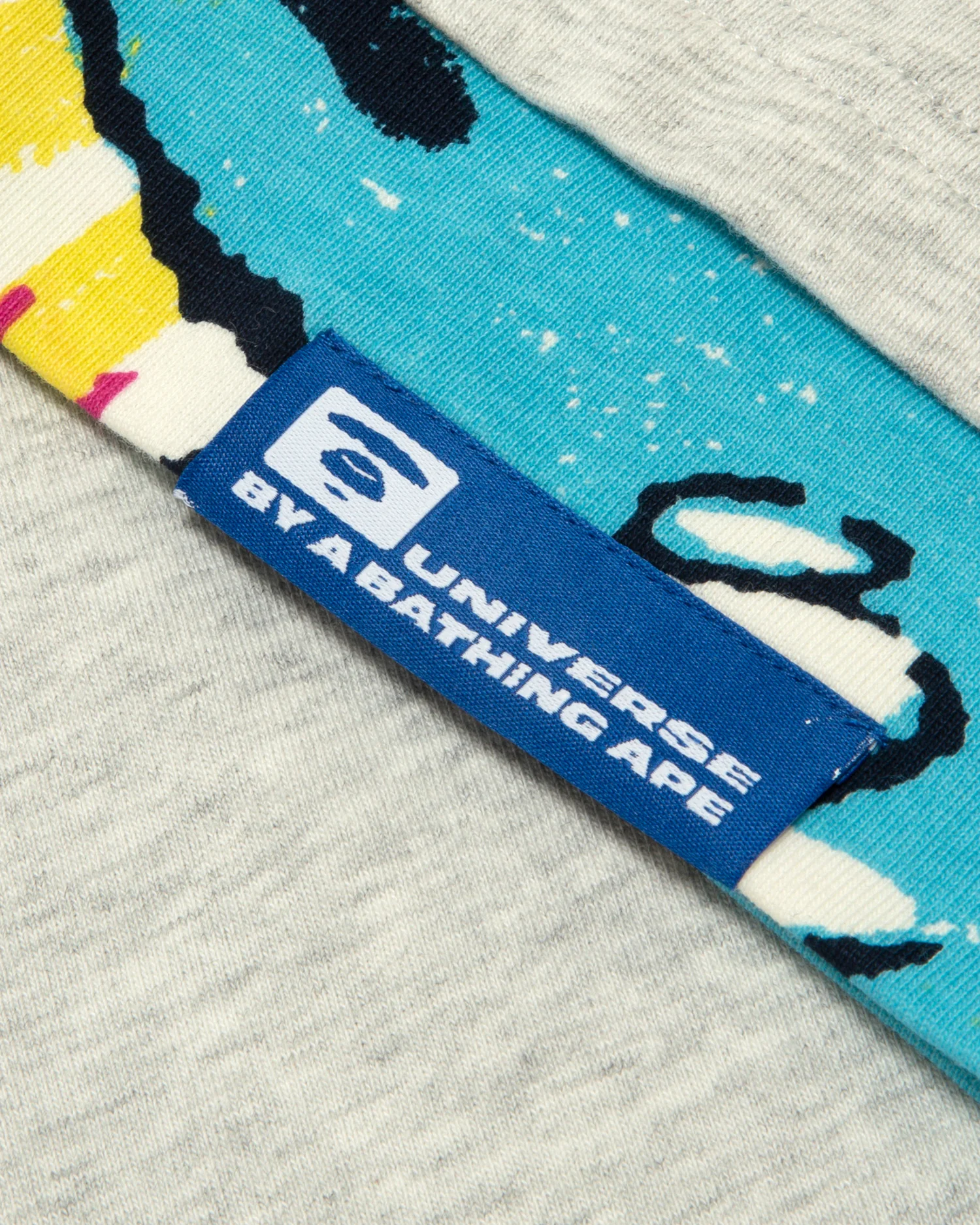 Moonface contrasting-trimmed tee - Image 3