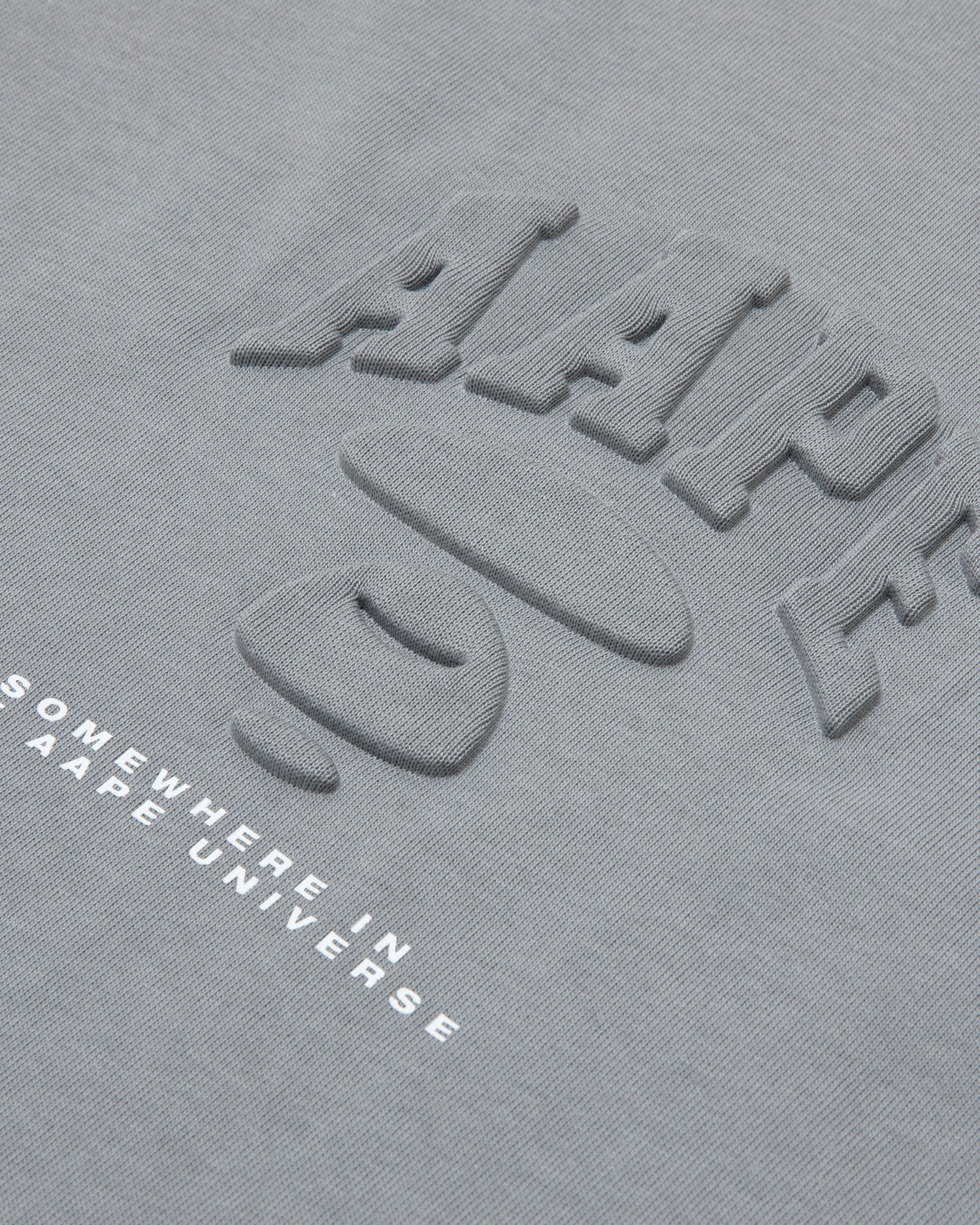 Moonface embossed camo tee - Image 10