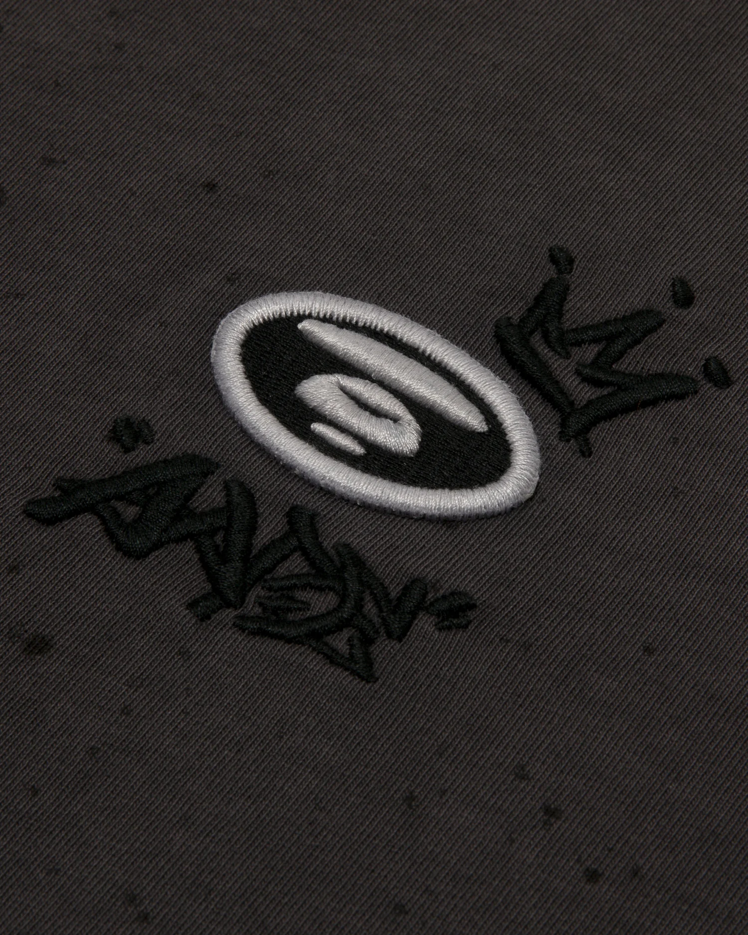 Moonface logo tee - Image 5