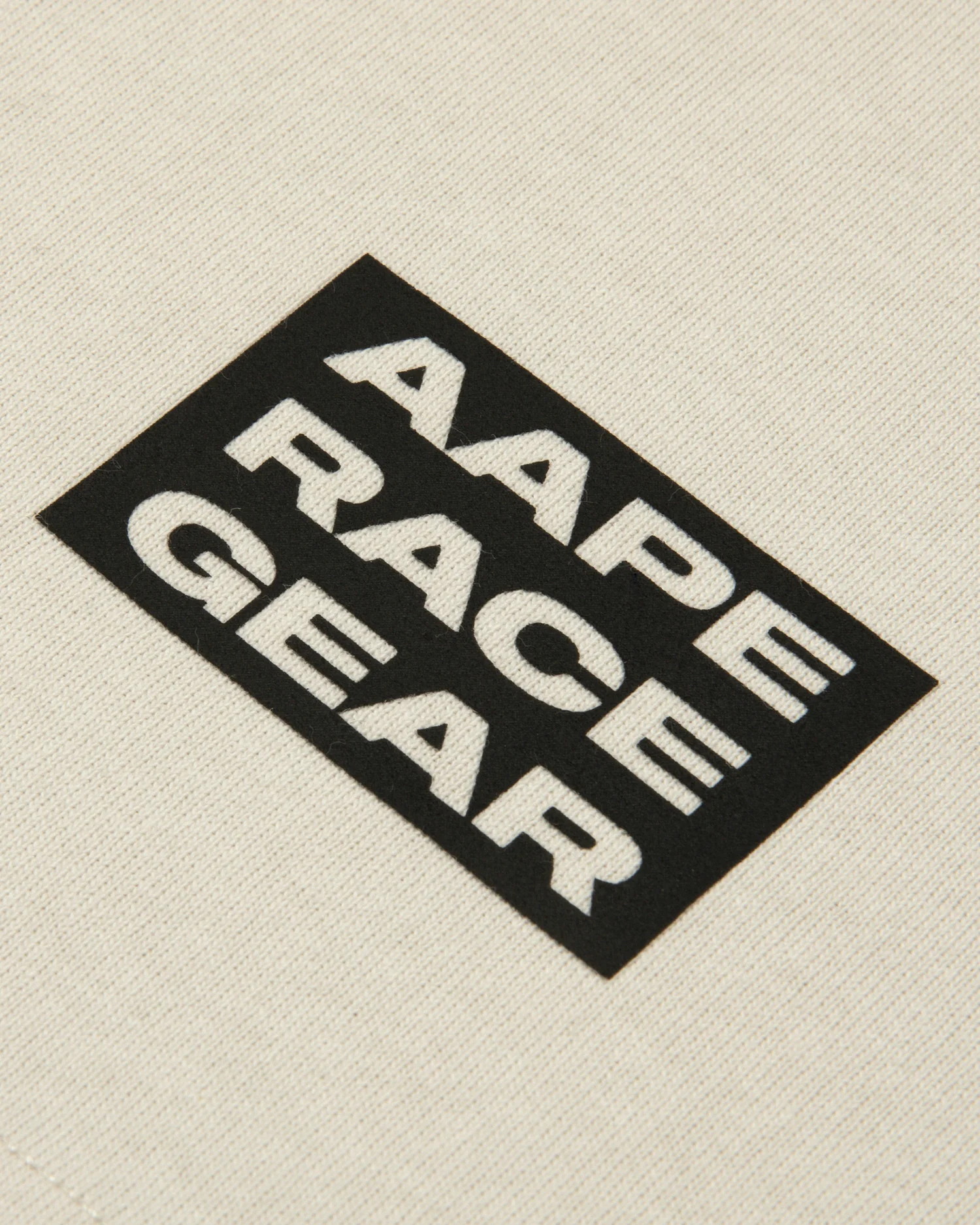 Camo moonface logo tee - Image 9