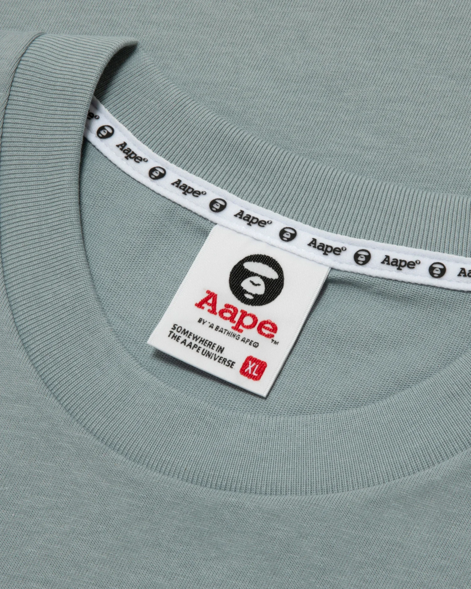 AAPEUNVS moonface logo tee - Image 10