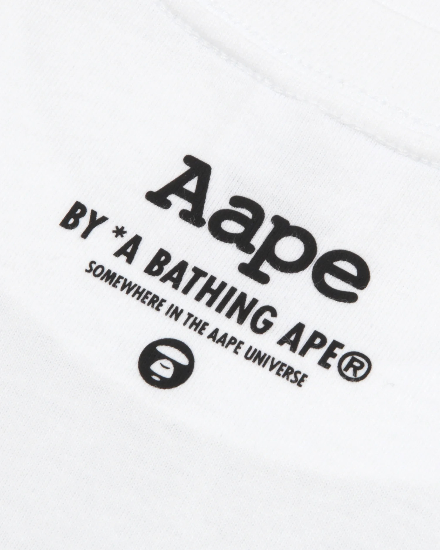 AAPEUNVS graphic tee - Image 10