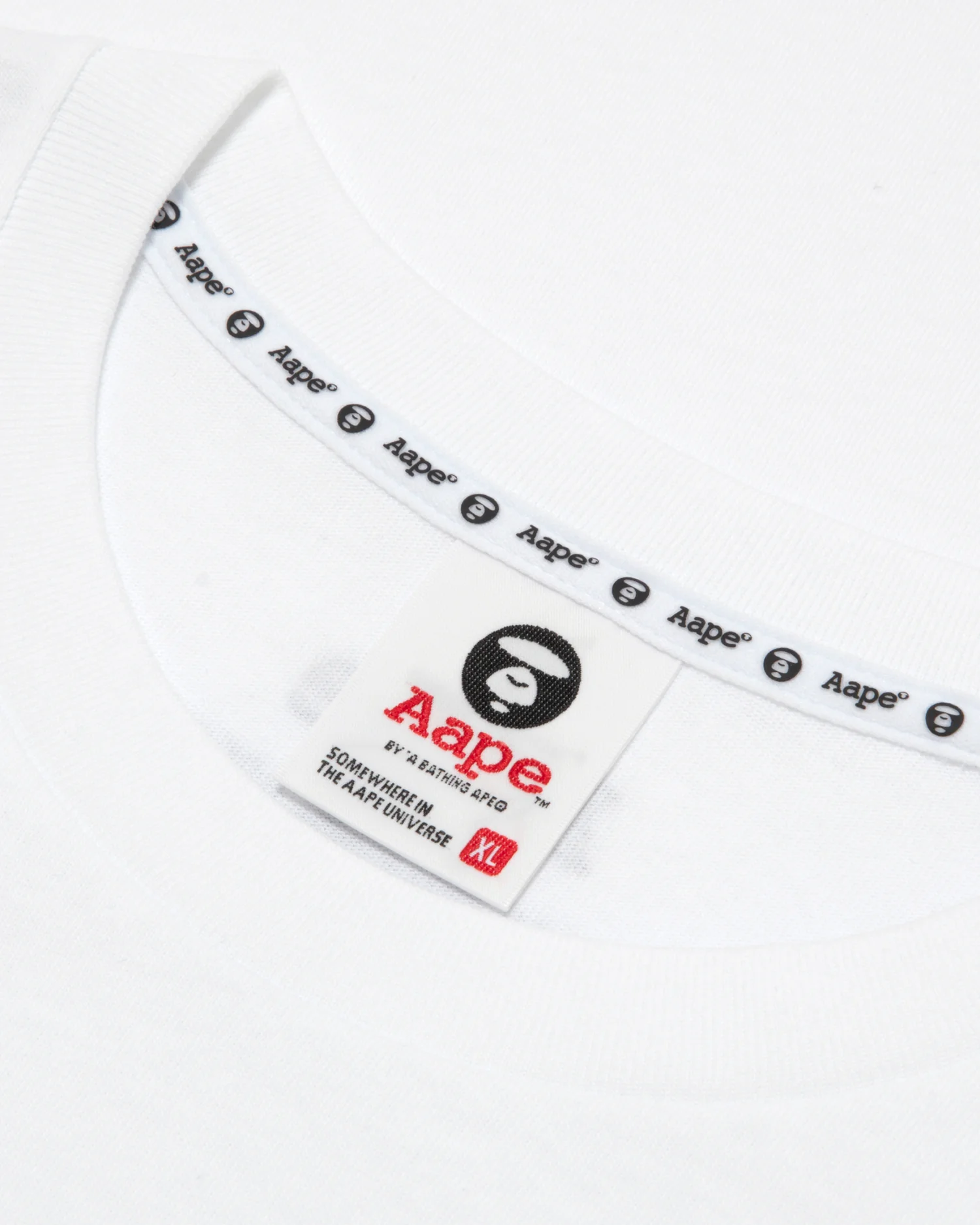 AAPEUNVS graphic tee - Image 11