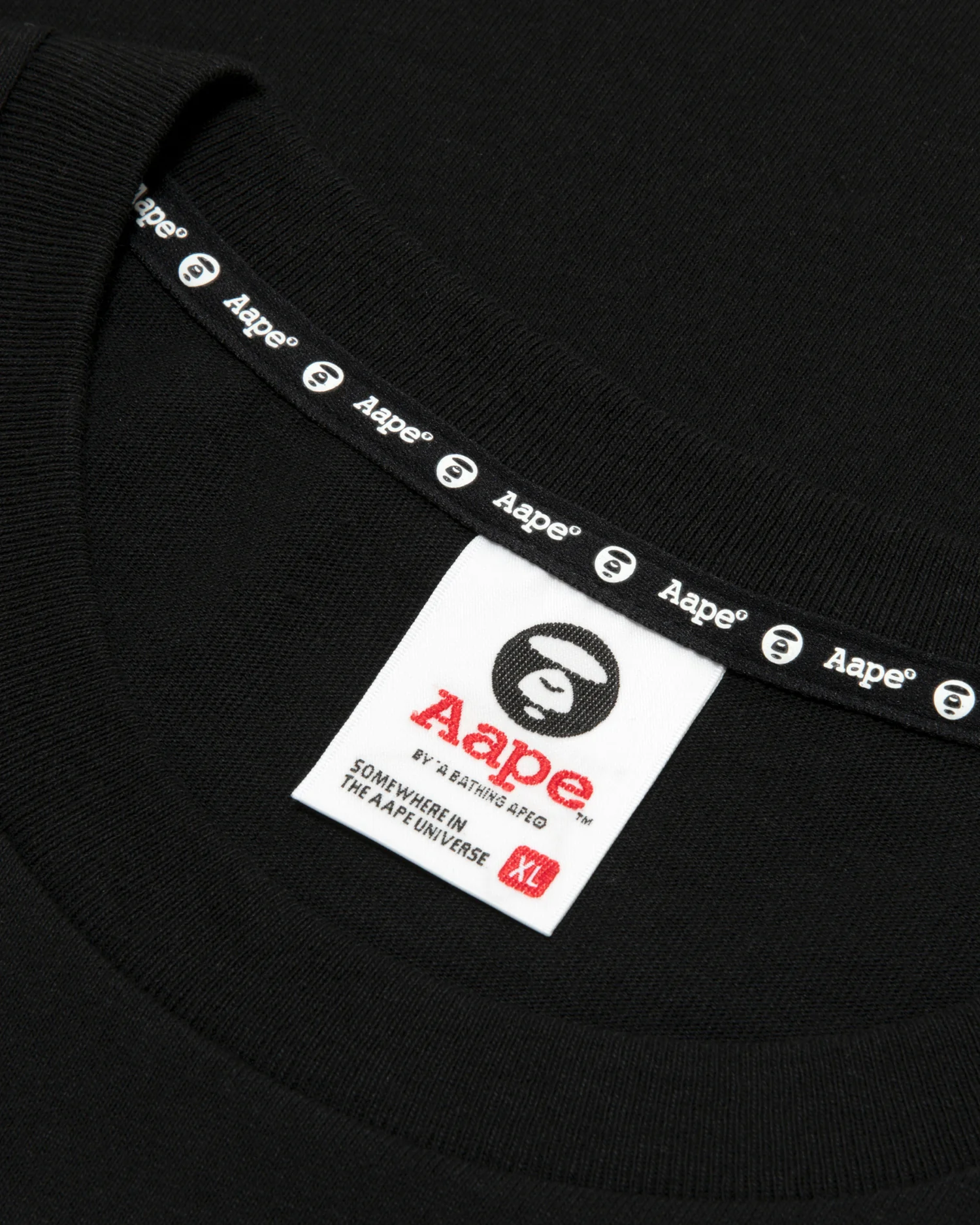 AAPEUNVS graphic tee - Image 5