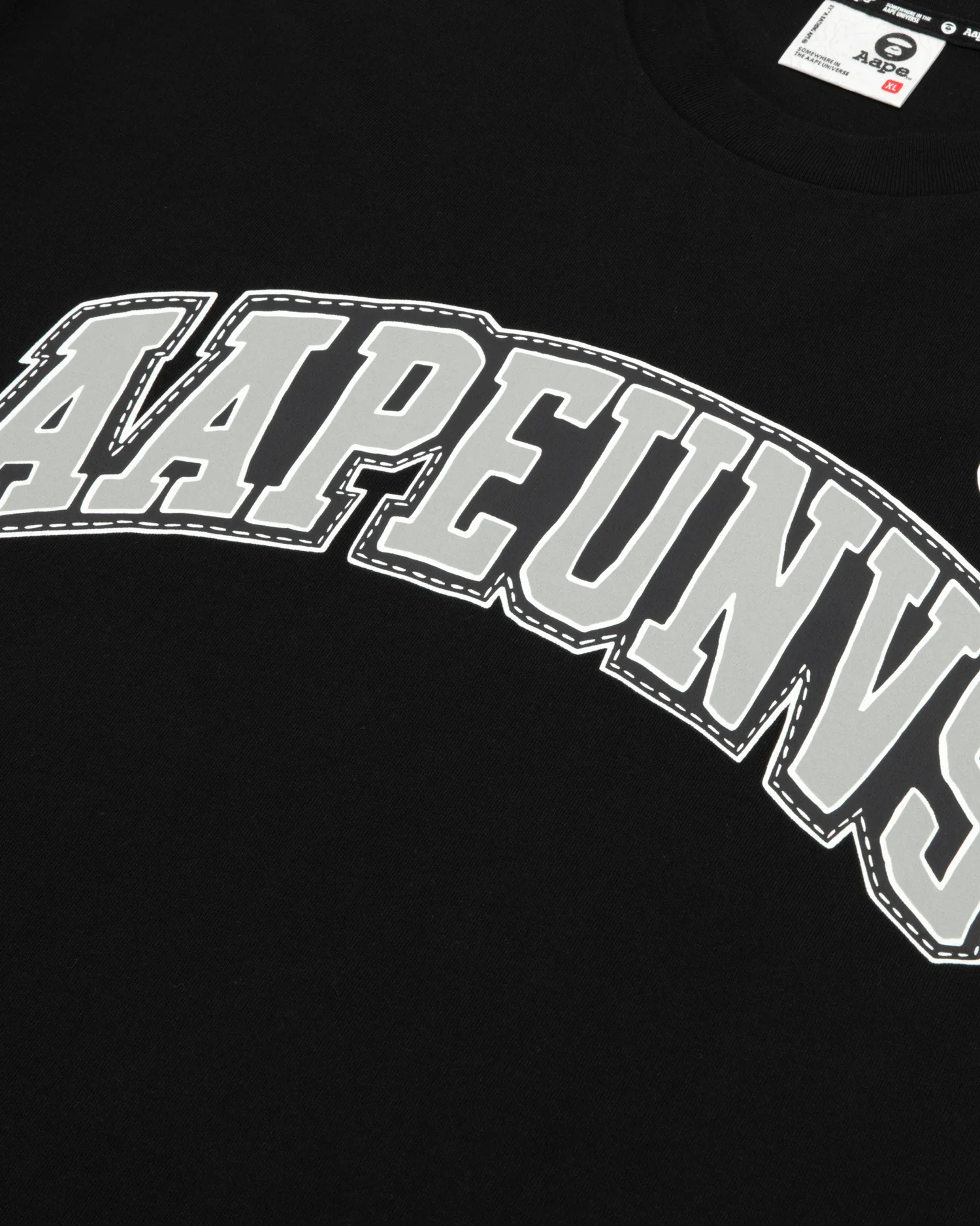 AAPEUNVS moonface graphic tee - Image 5