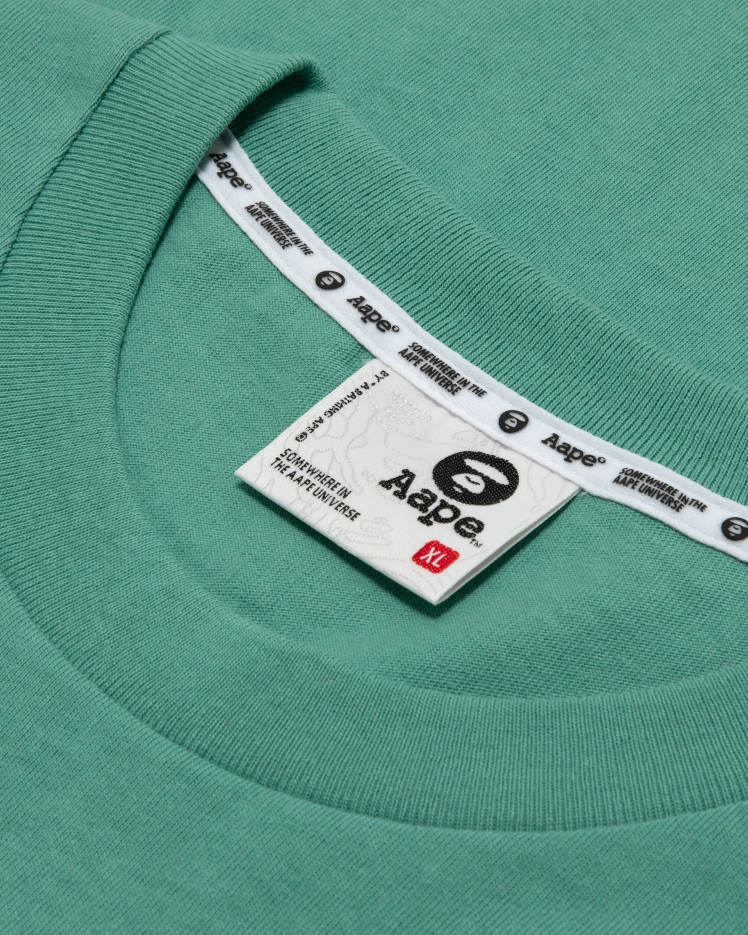 AAPEUNVS moonface graphic tee - Image 5