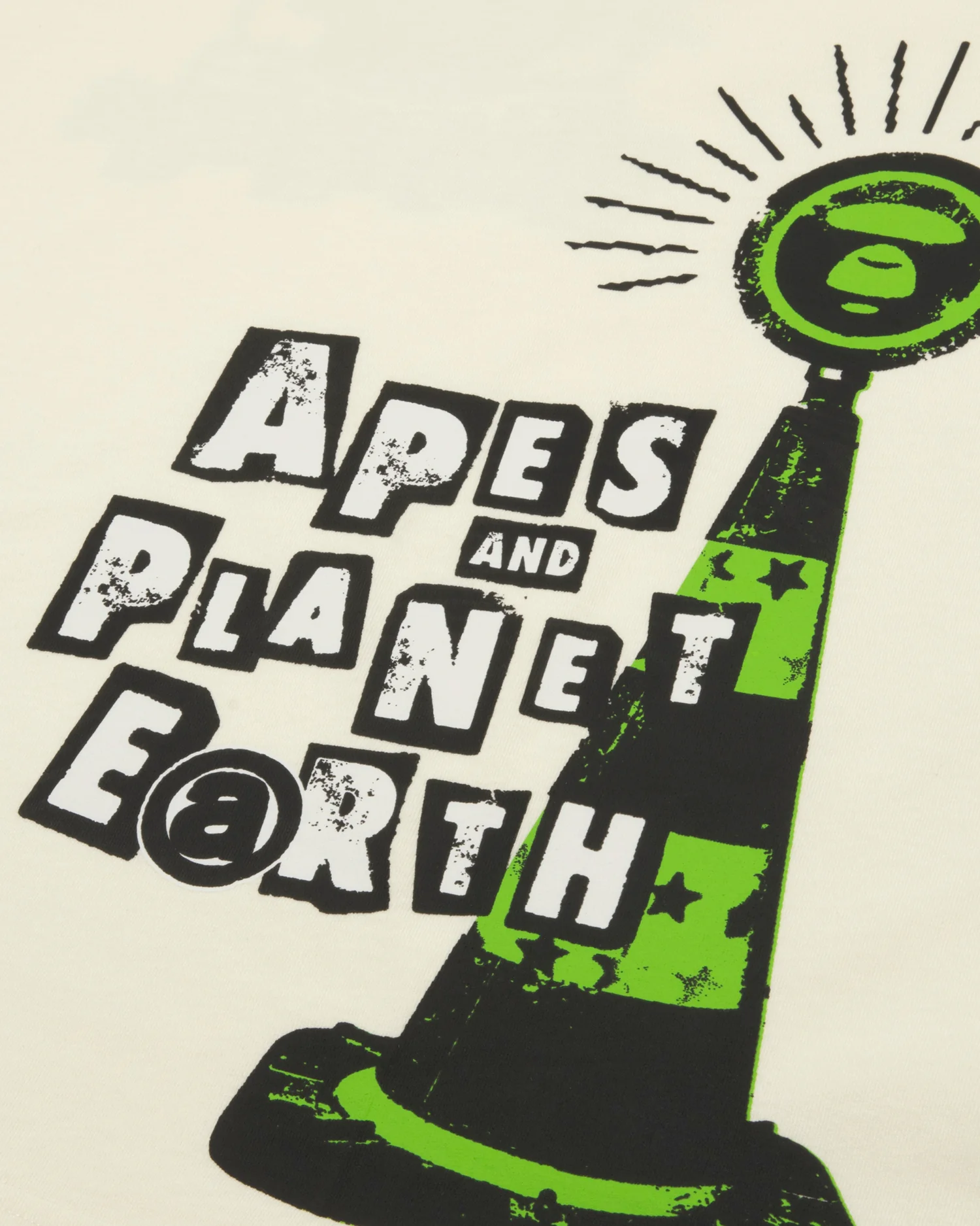 AAPEUNVS graphic tee - Image 4