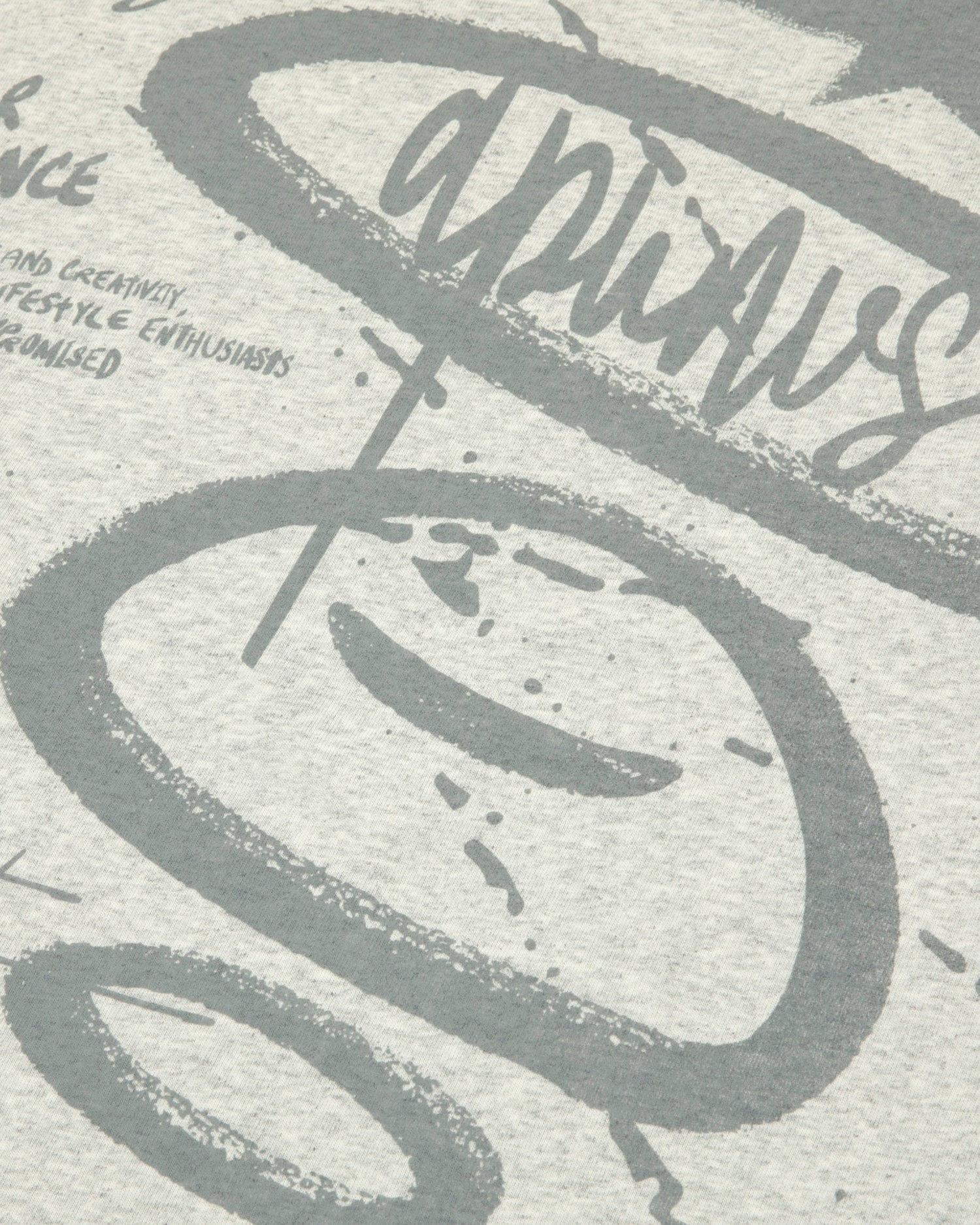 AAPEUNVS graphic tee - Image 4