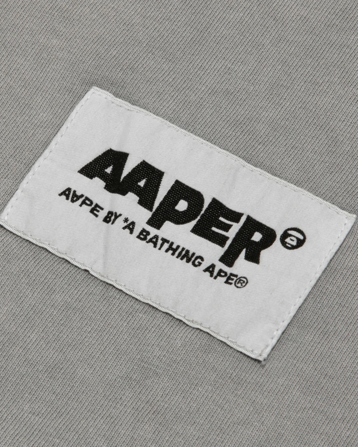 AAPER graphic tee - Image 5
