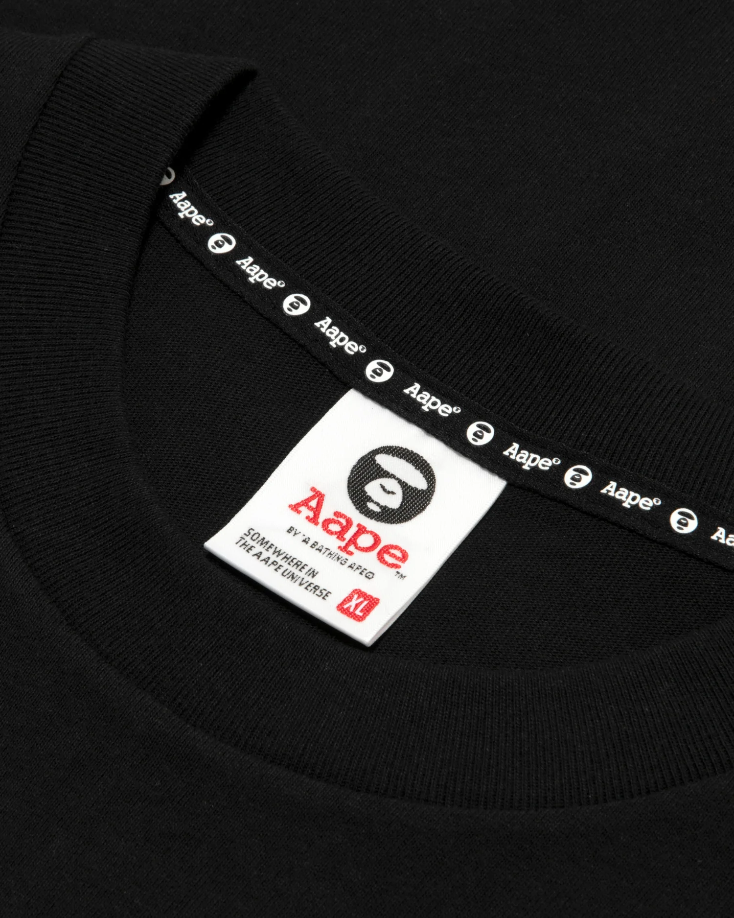 AAPEUNVS graphic tee - Image 13