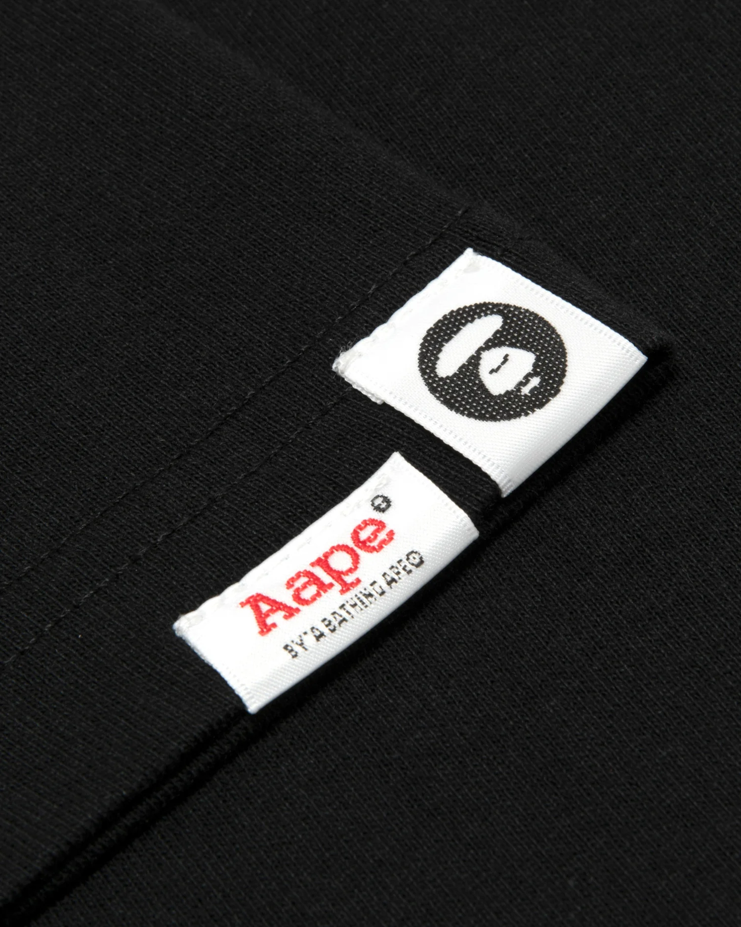 AAPEUNVS graphic tee - Image 11