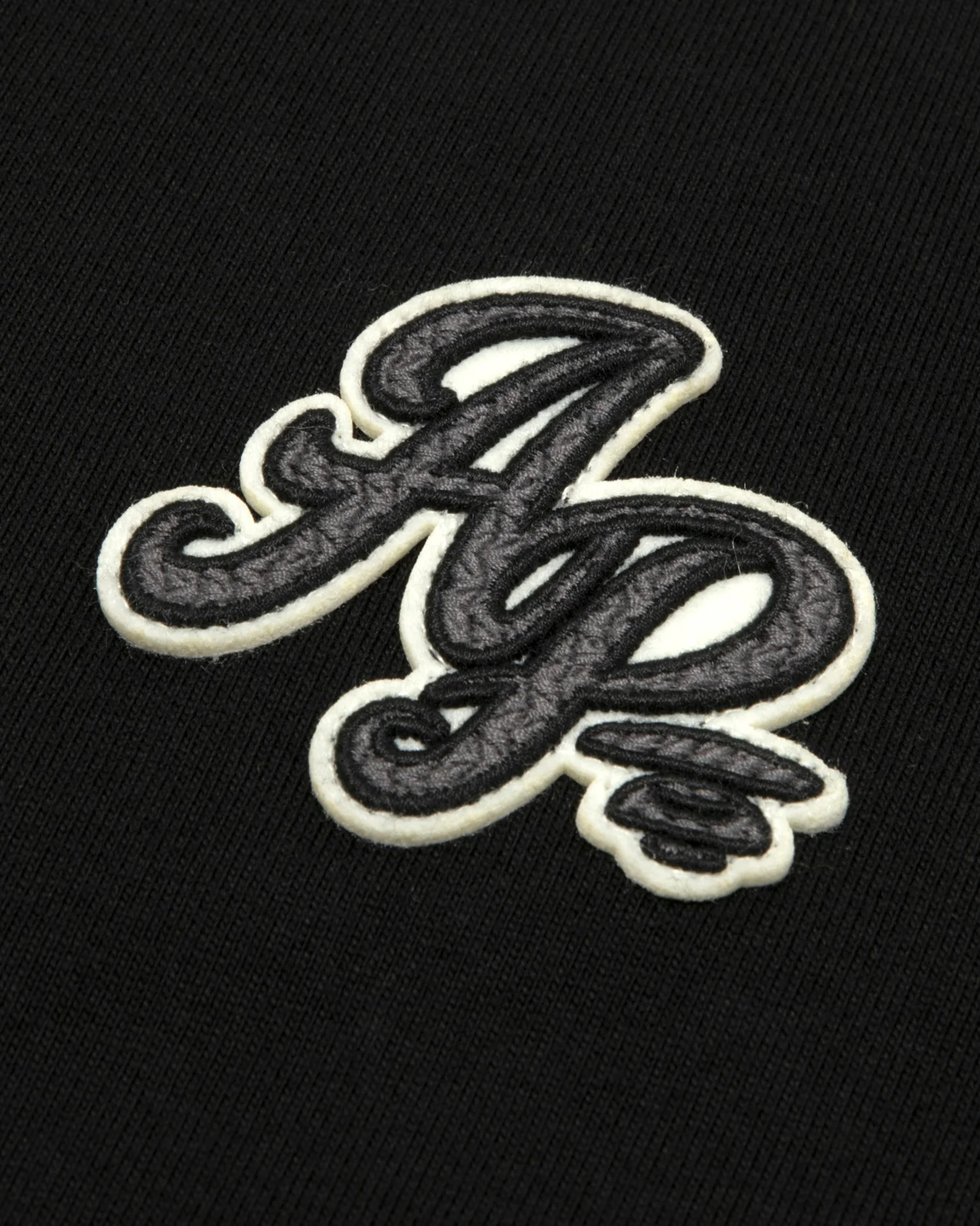 AAPEUNVS logo patch tee - Image 4