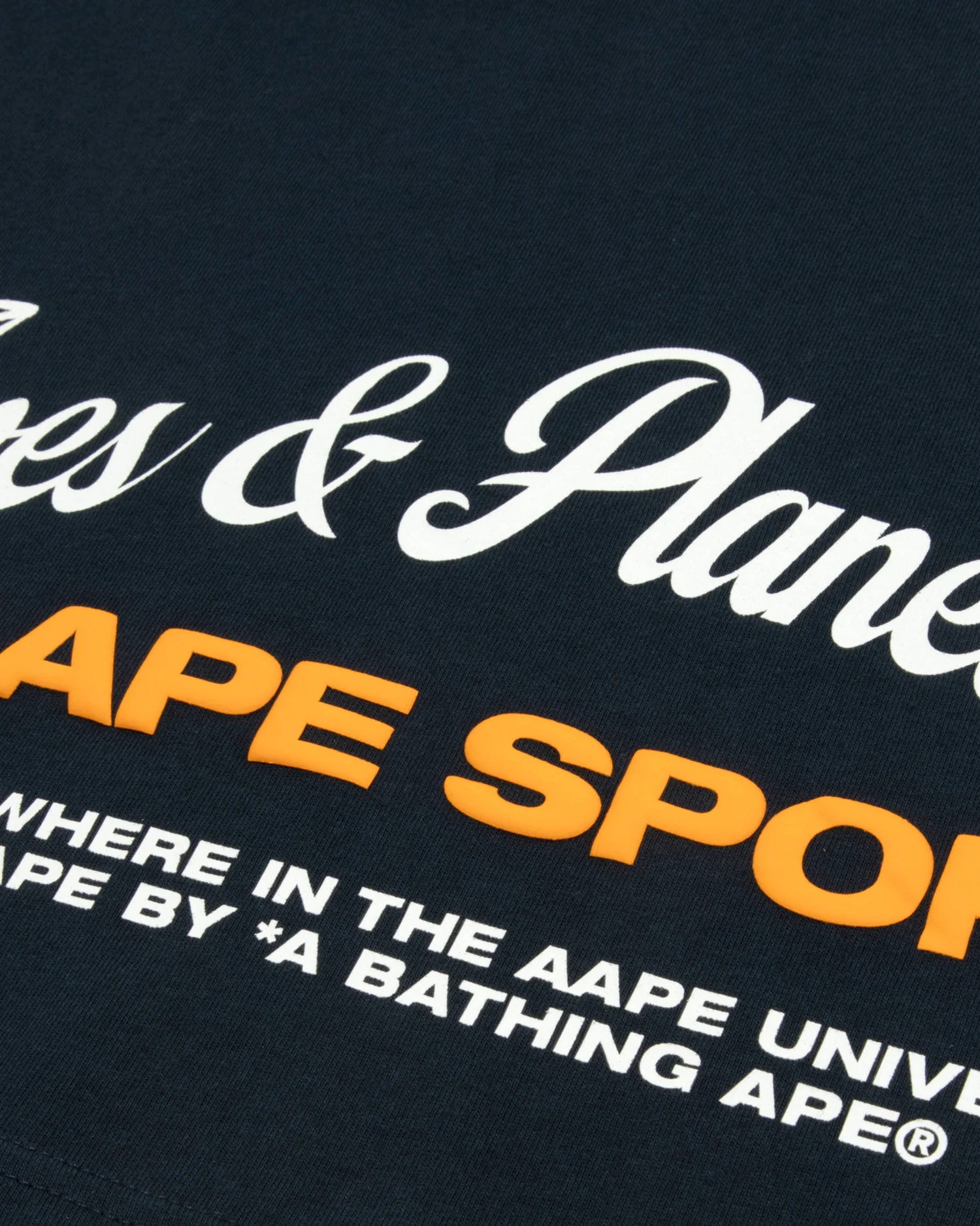 AAPEUNVS graphic tee - Image 5
