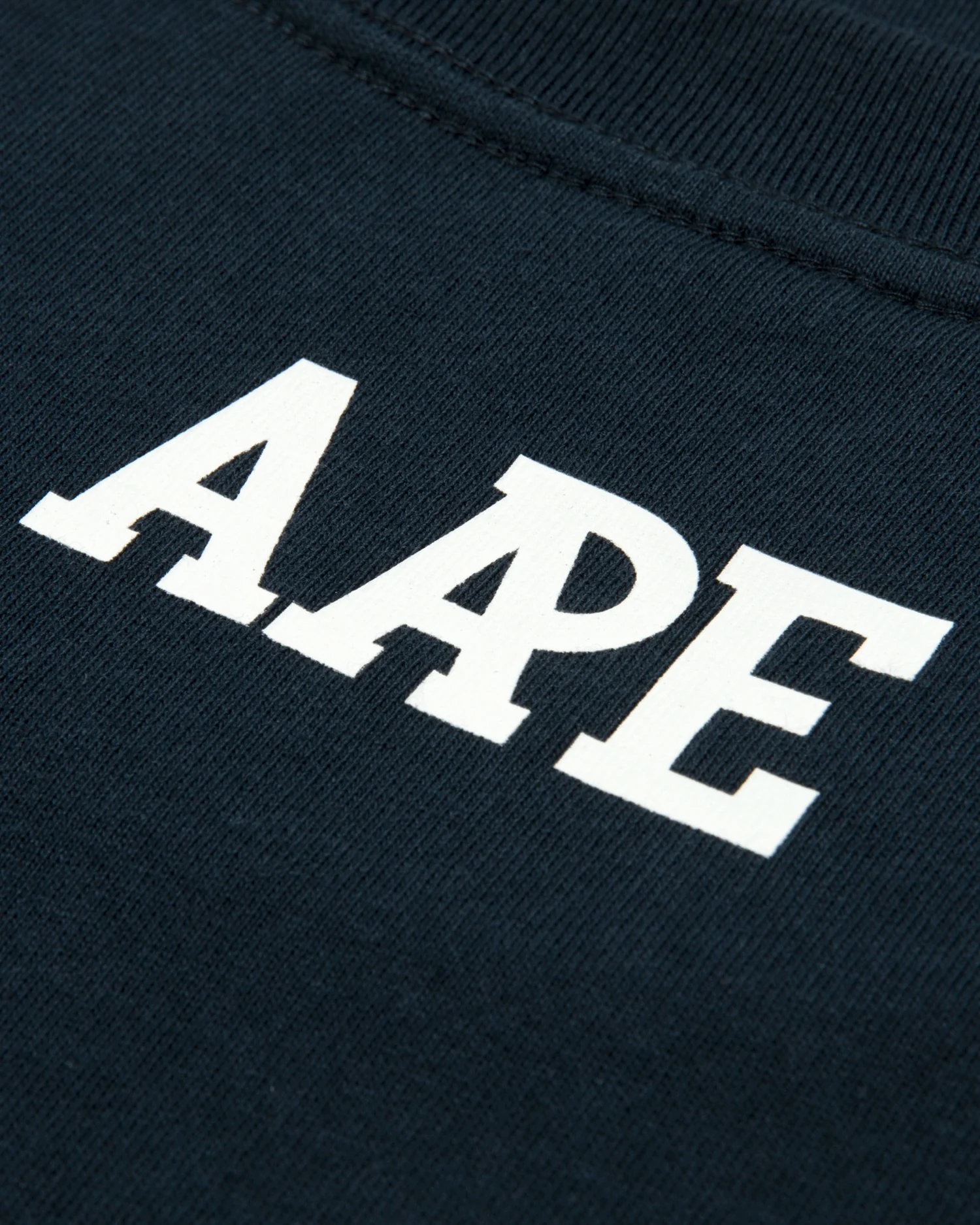AAPEUNVS graphic tee - Image 6
