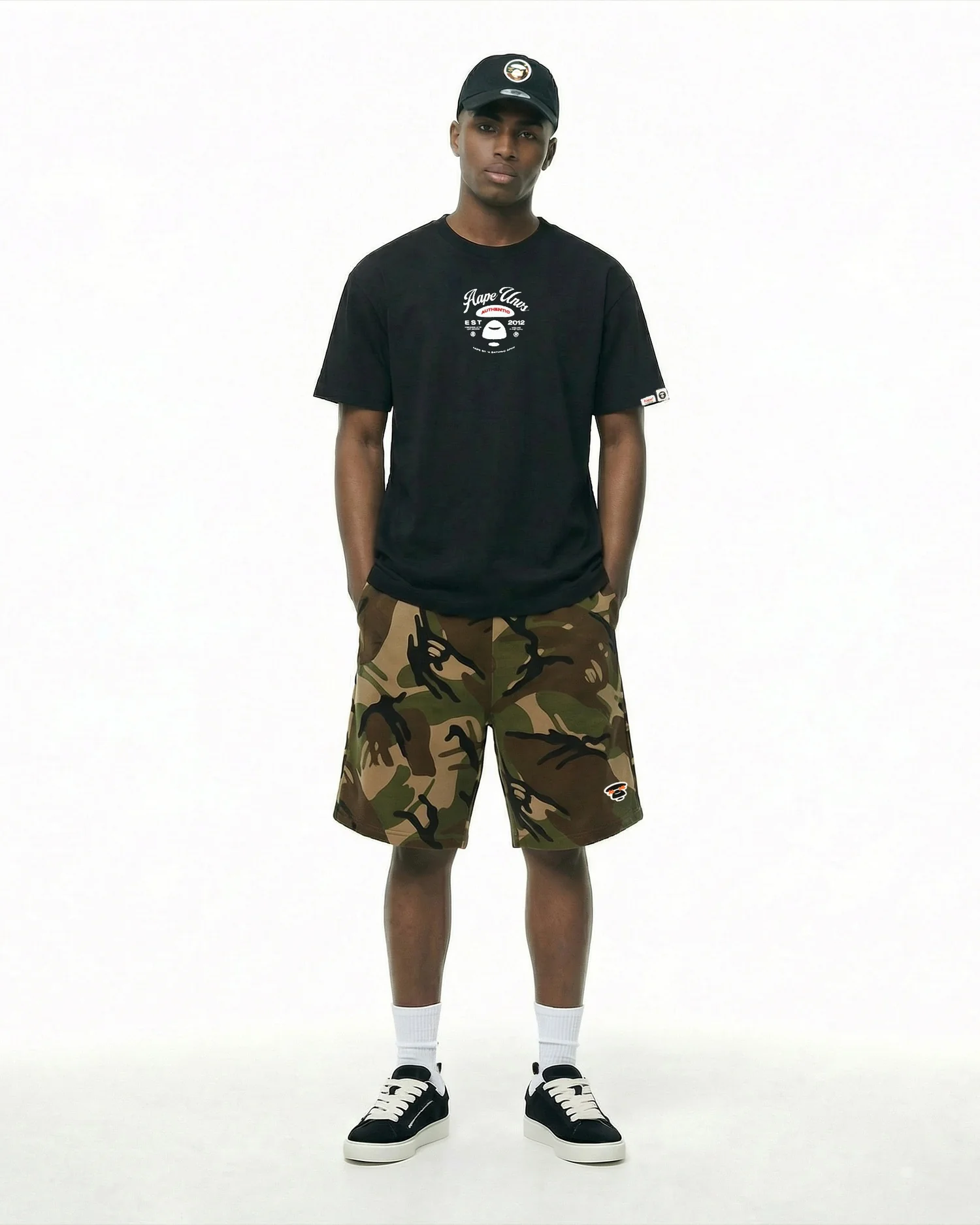 AAPEUNVS graphic tee - Image 2
