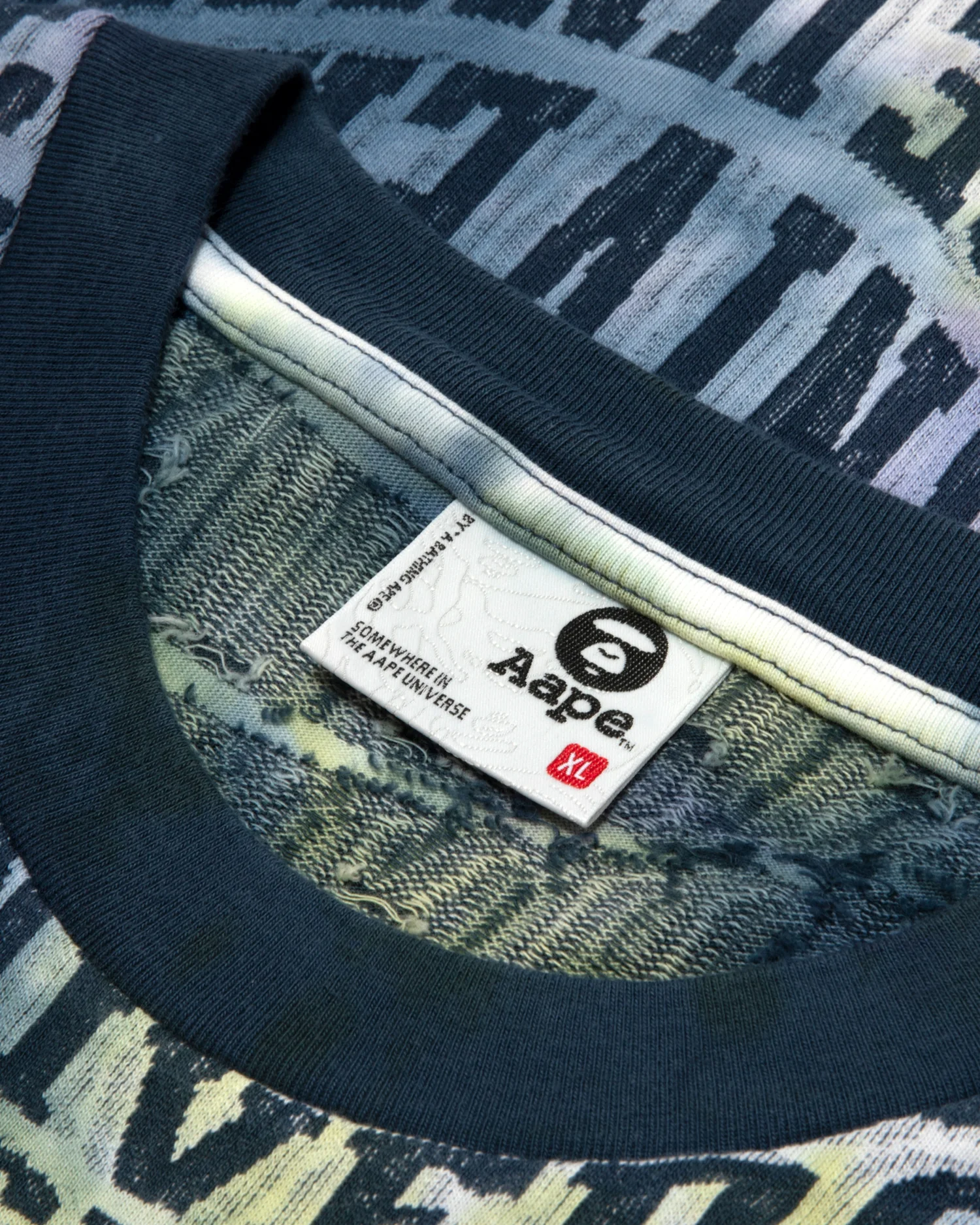 AAPEUNVS graphic tee - Image 11