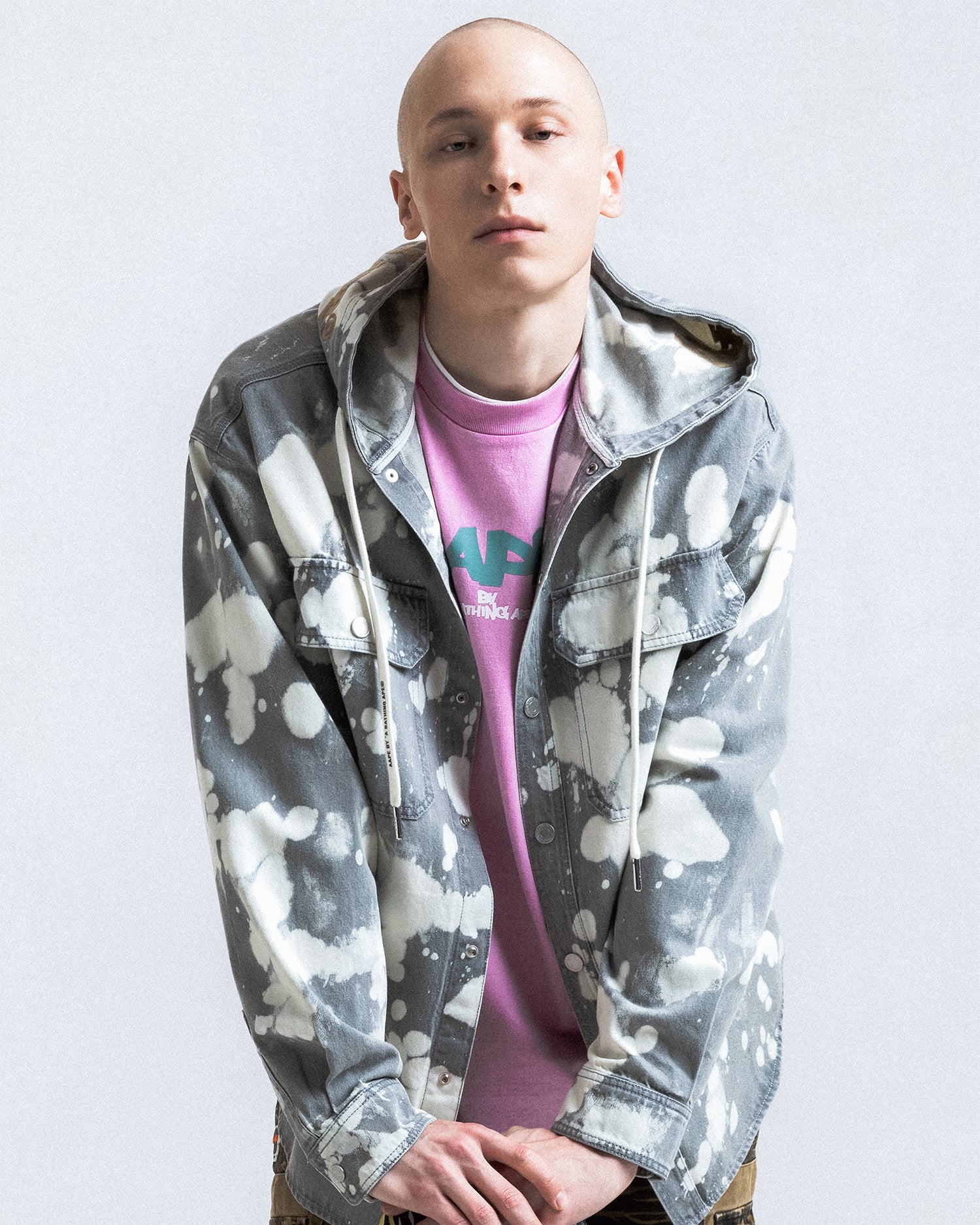 AAPEUNVS graphic tee - Image 3