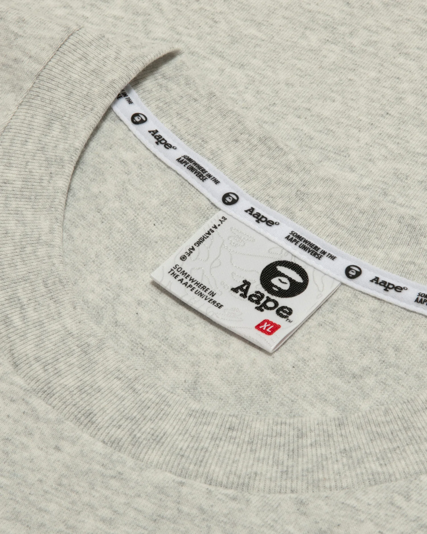 AAPEUNVS graphic tee - Image 8