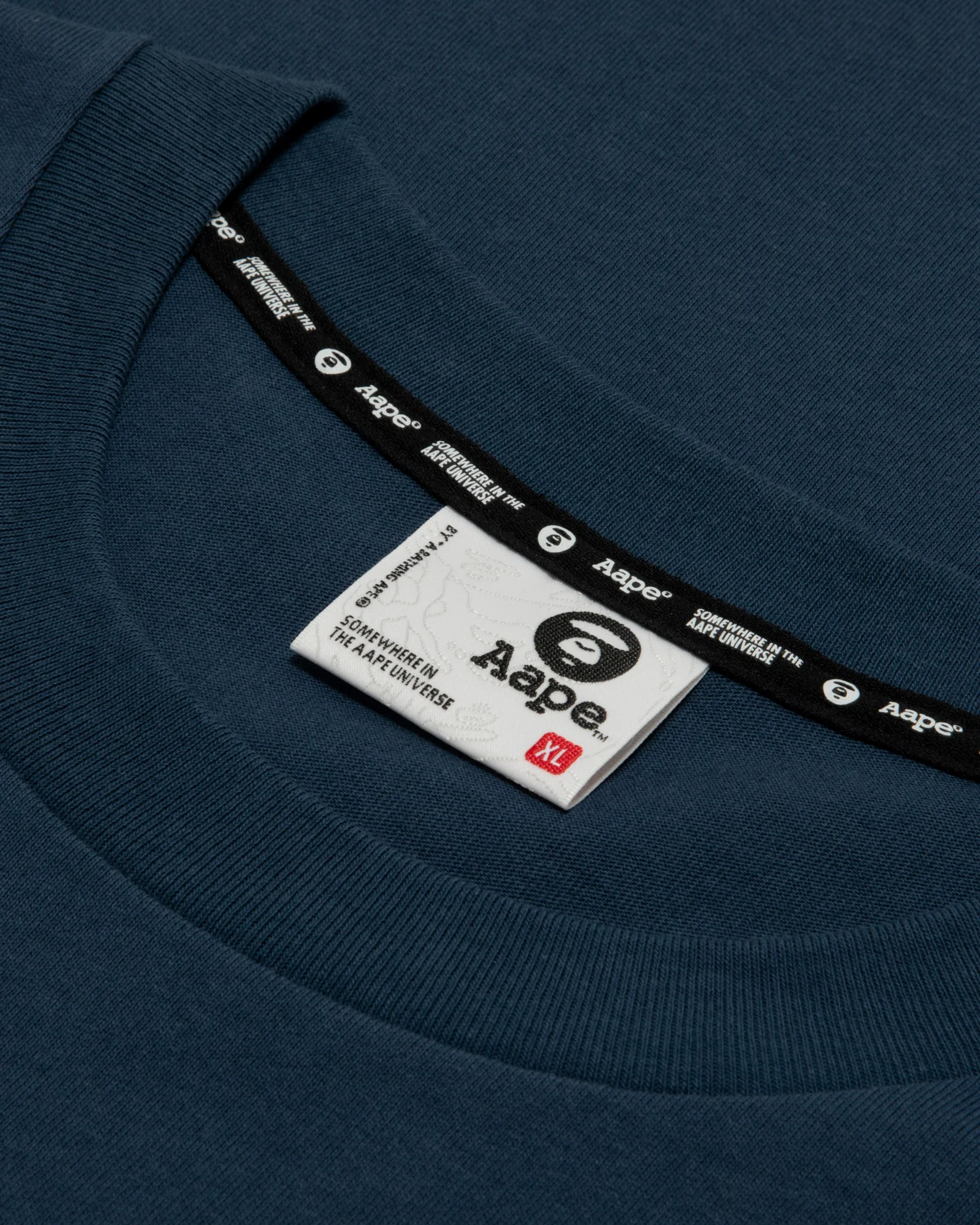 AAPEUNVS graphic tee - Image 5