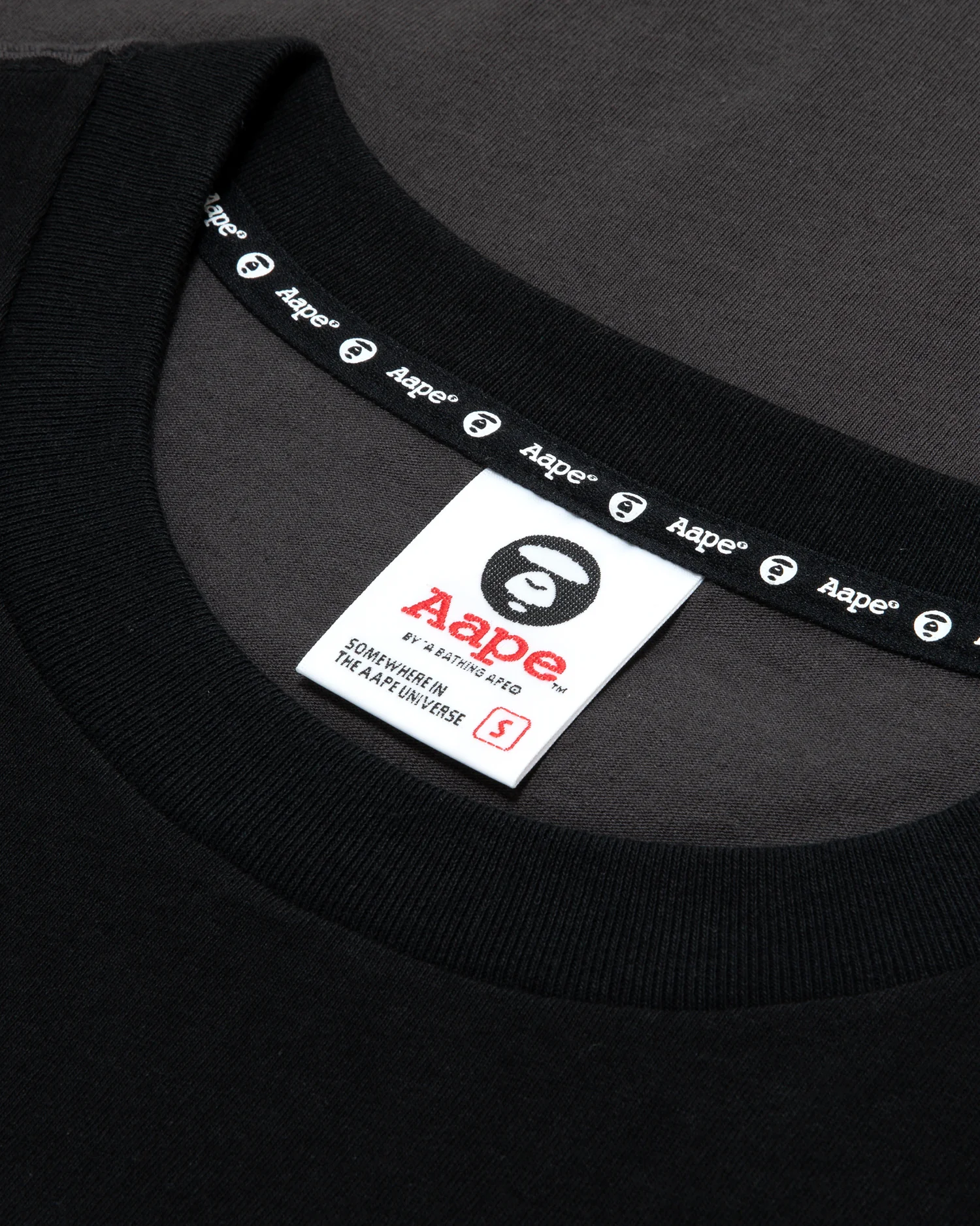 Moonface embellished tee - Image 5