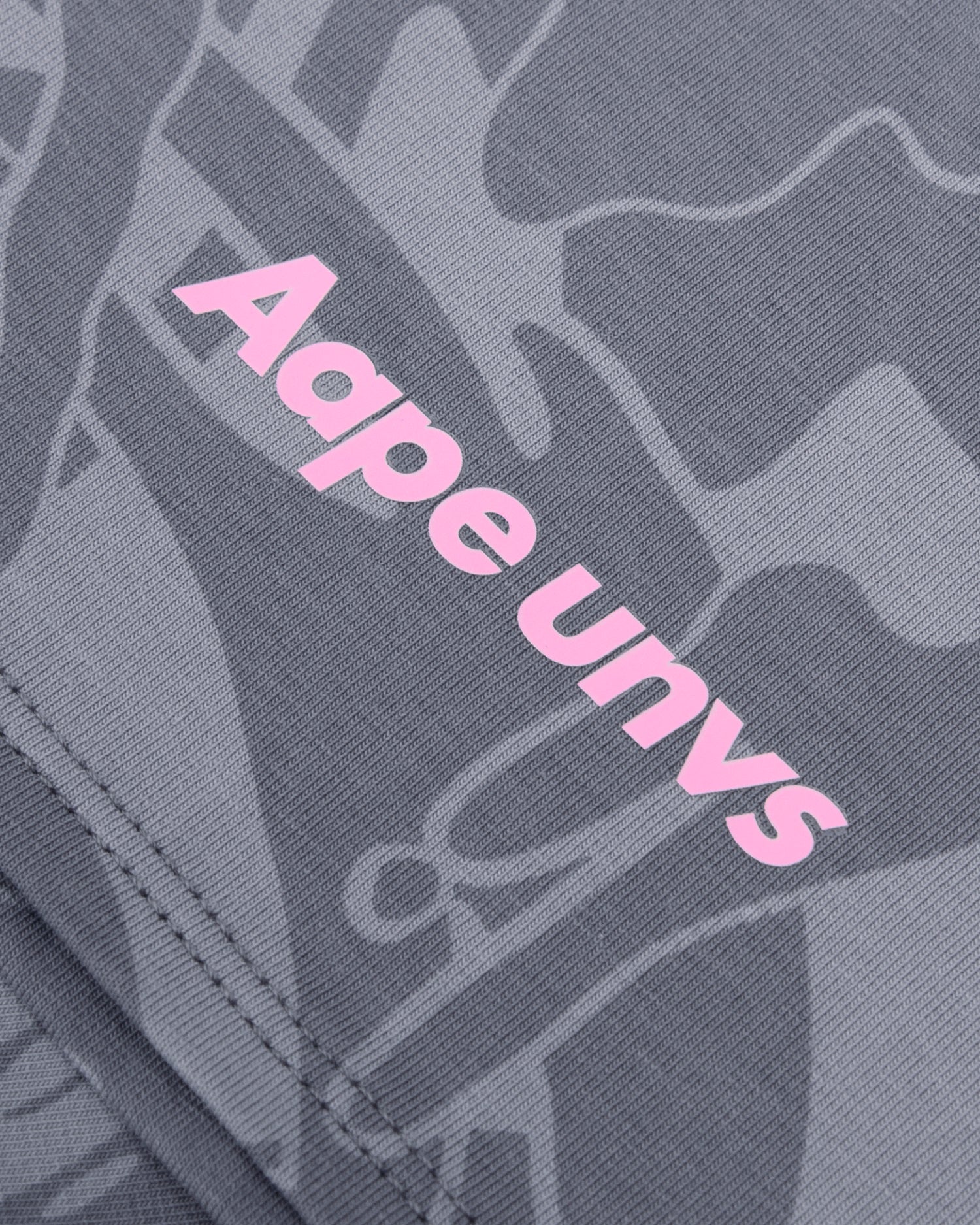 Moonface camo cropped fitted tee - Image 4