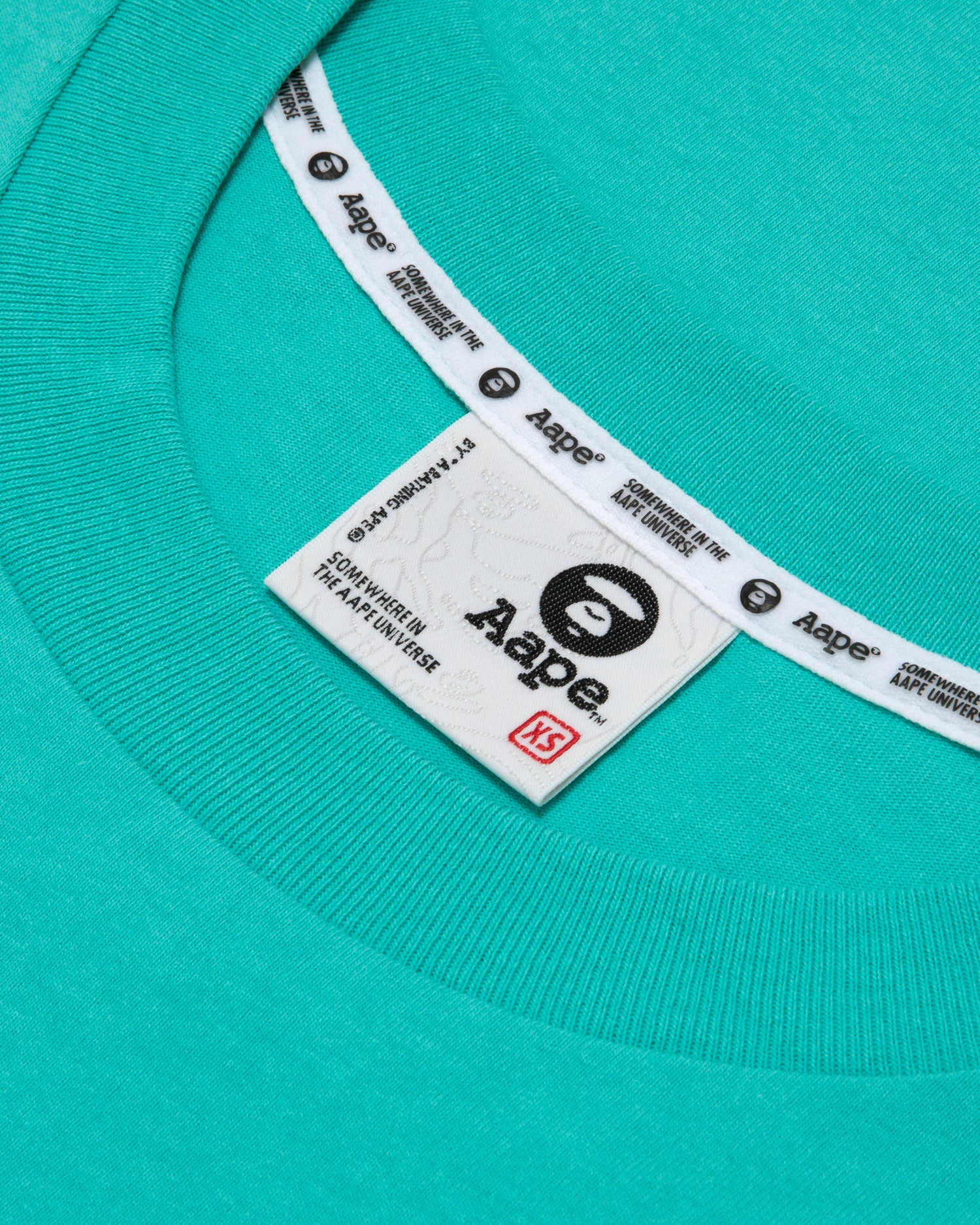 Moonface patch bear graphic tee - Image 10