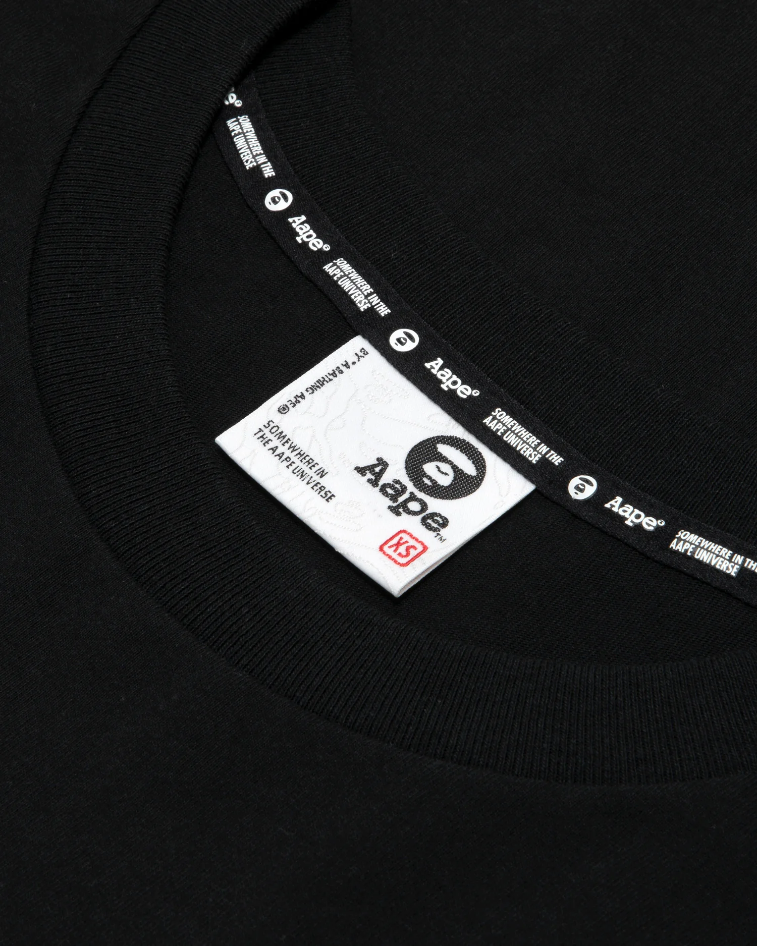 Moonface patch bear graphic tee - Image 5