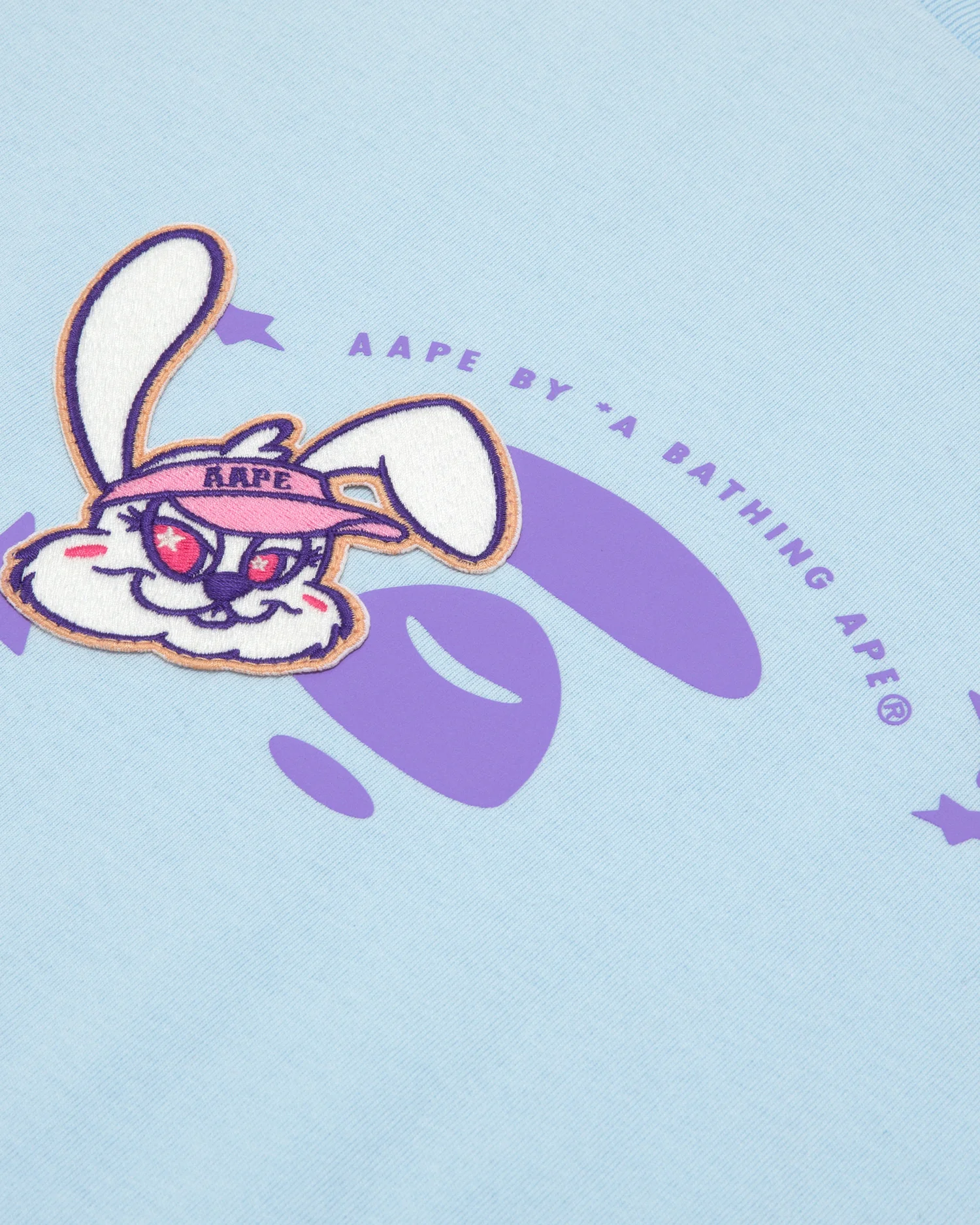 Moonface rabbit embroidered graphic tee - Image 9