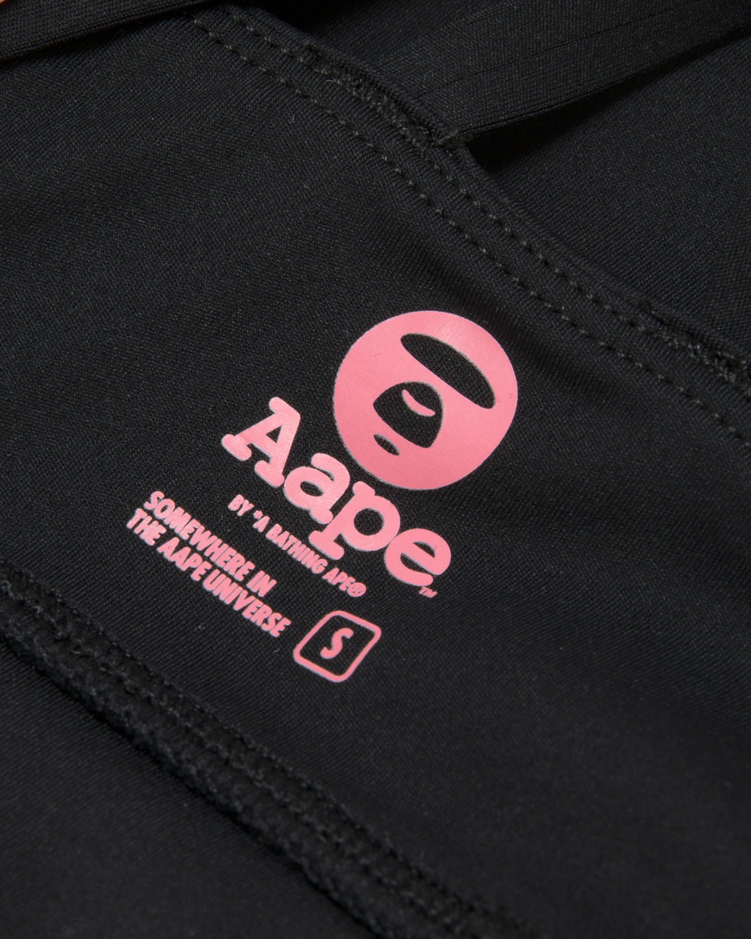 Moonface logo printed sports bra - Image 5
